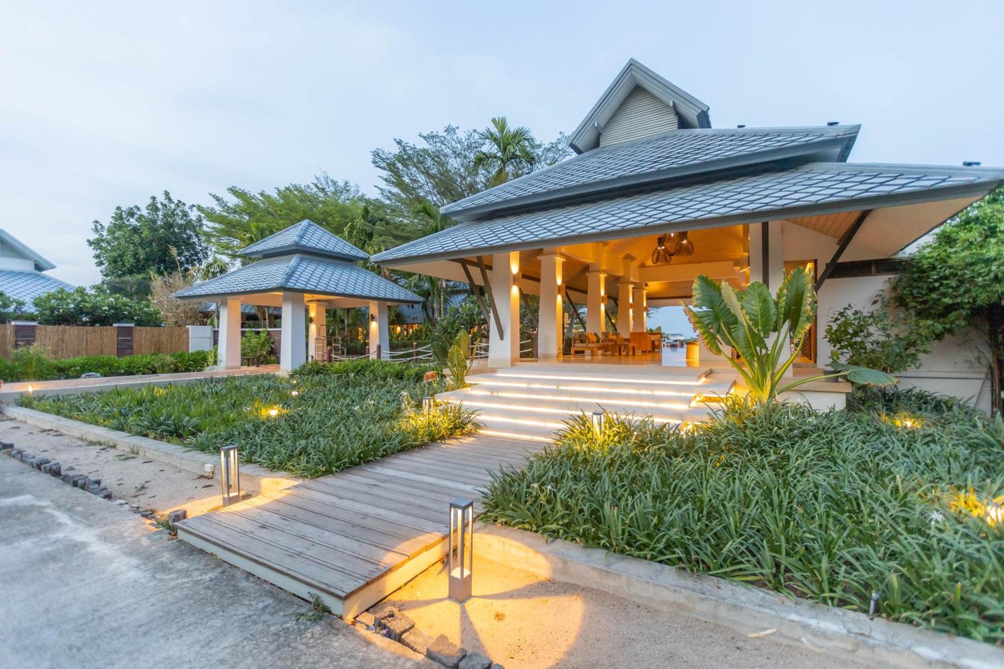 Sirarun Resort Bankrut Kültér fotó